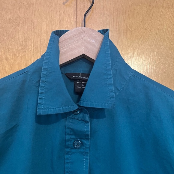 Moda International Women's Button Down Blouse Teal Color Size Small - Picture 3 of 12
